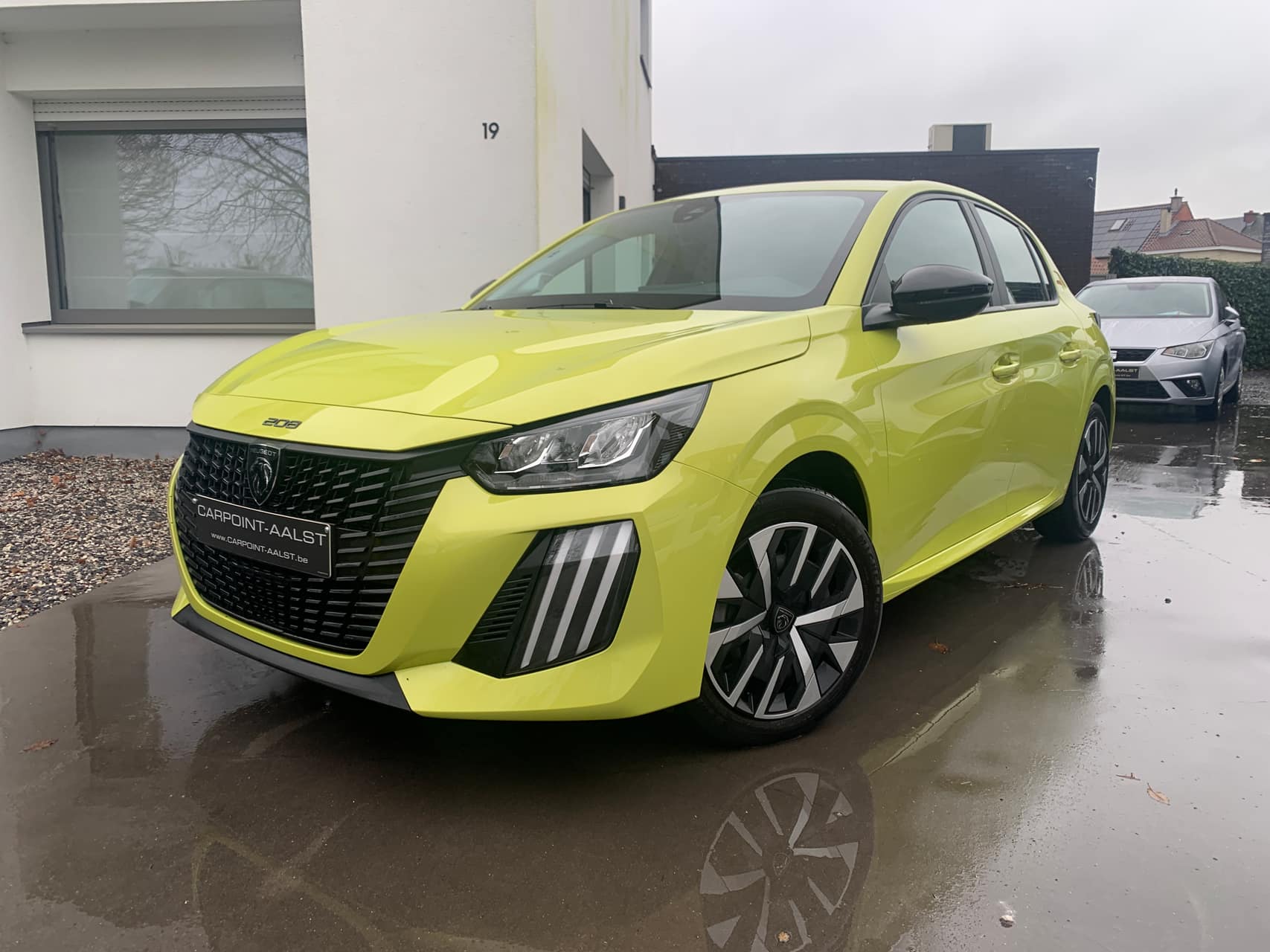 Peugeot 208 PureTech te koop | Okasie autodetails